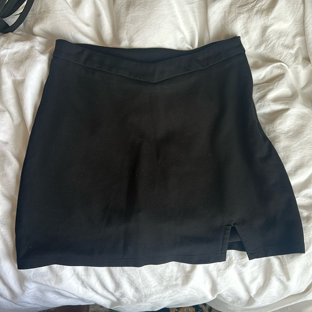 Black Ravyn Skort